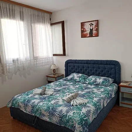 Divine Apartment Pluzine Exterior photo